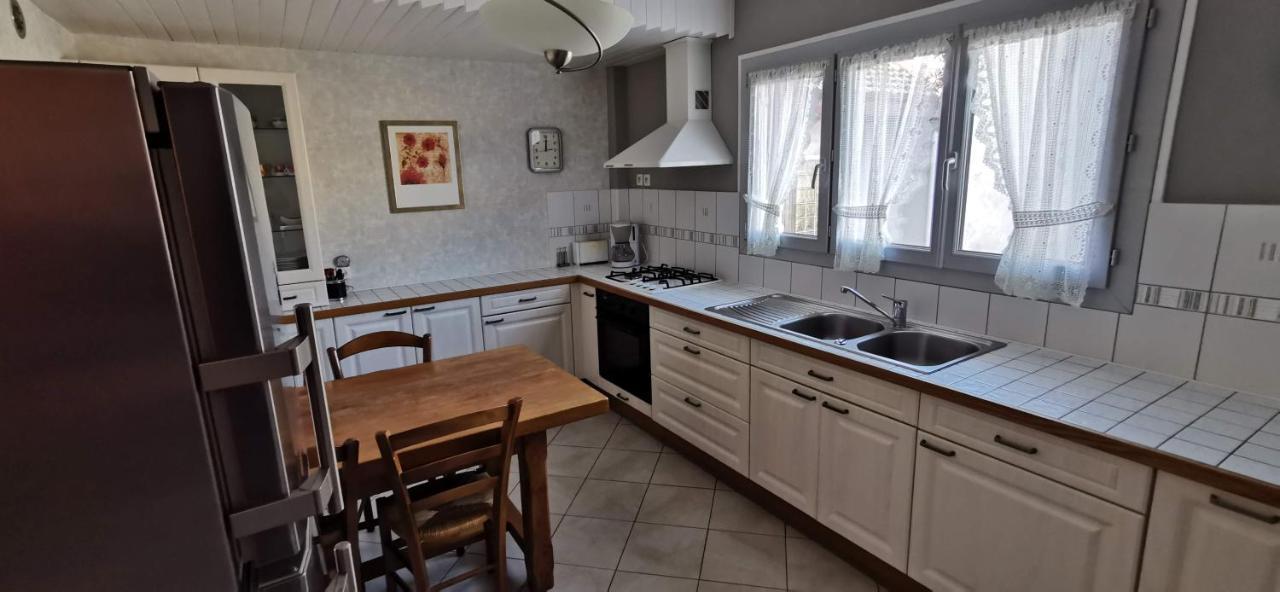 Logement Hyper Centre Champagnole Exterior foto